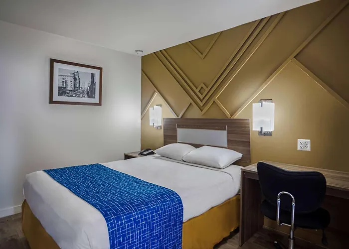 Motel Center Downtown 2*