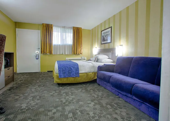 Motel Center Downtown