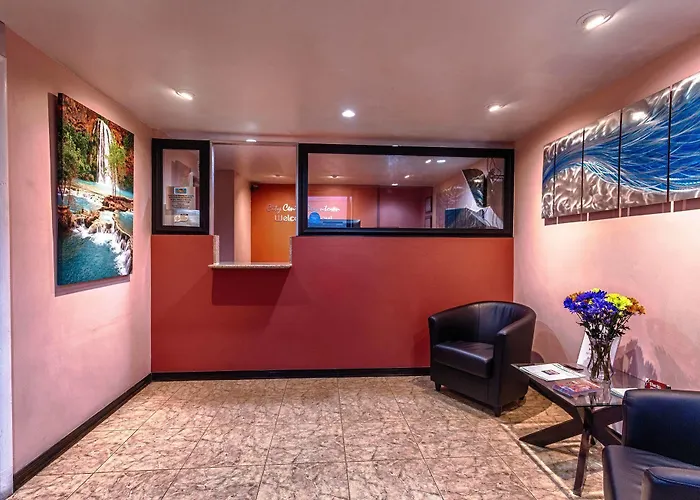 Center Downtown Motel